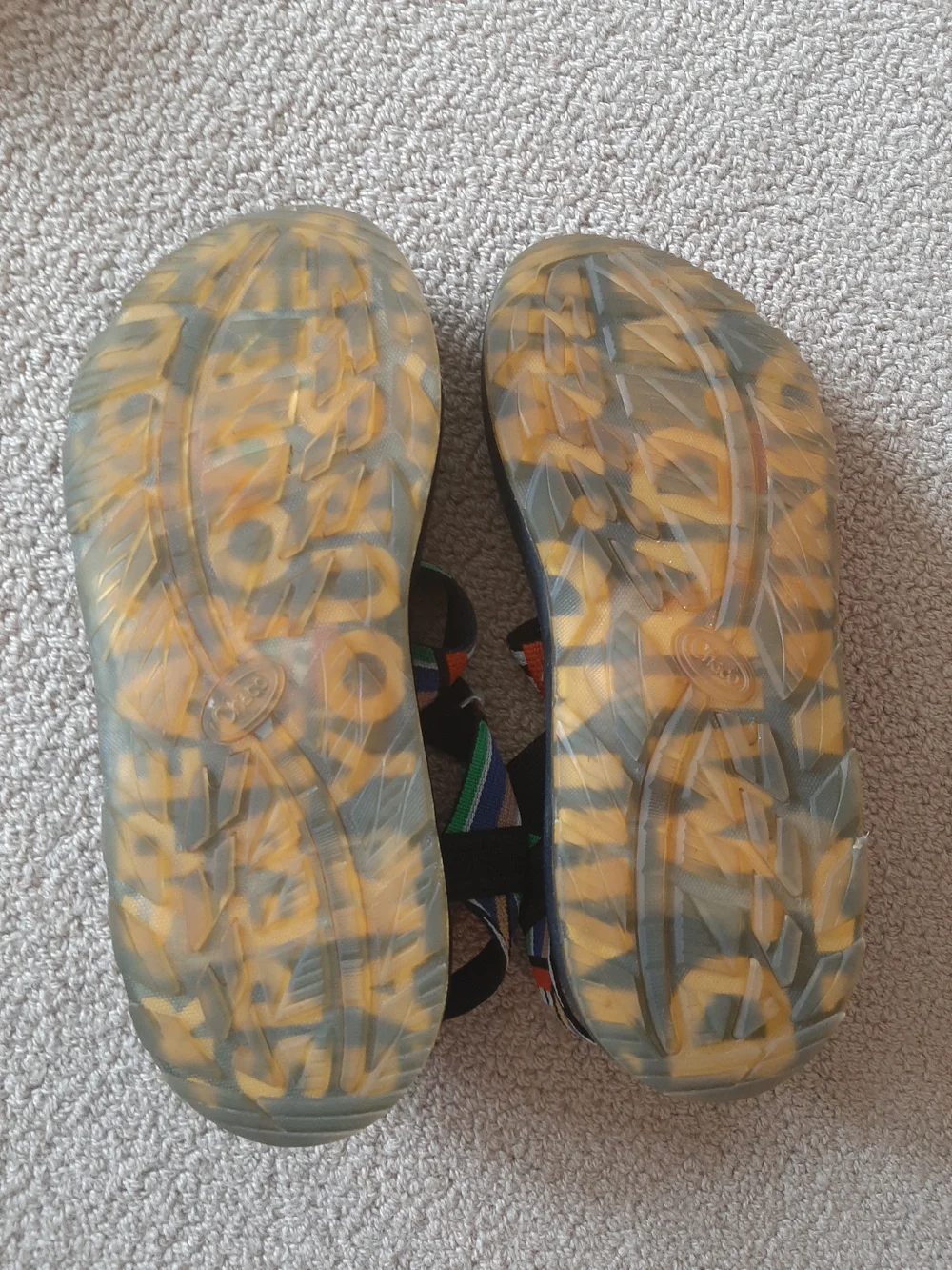 Chaco black traction adjustable